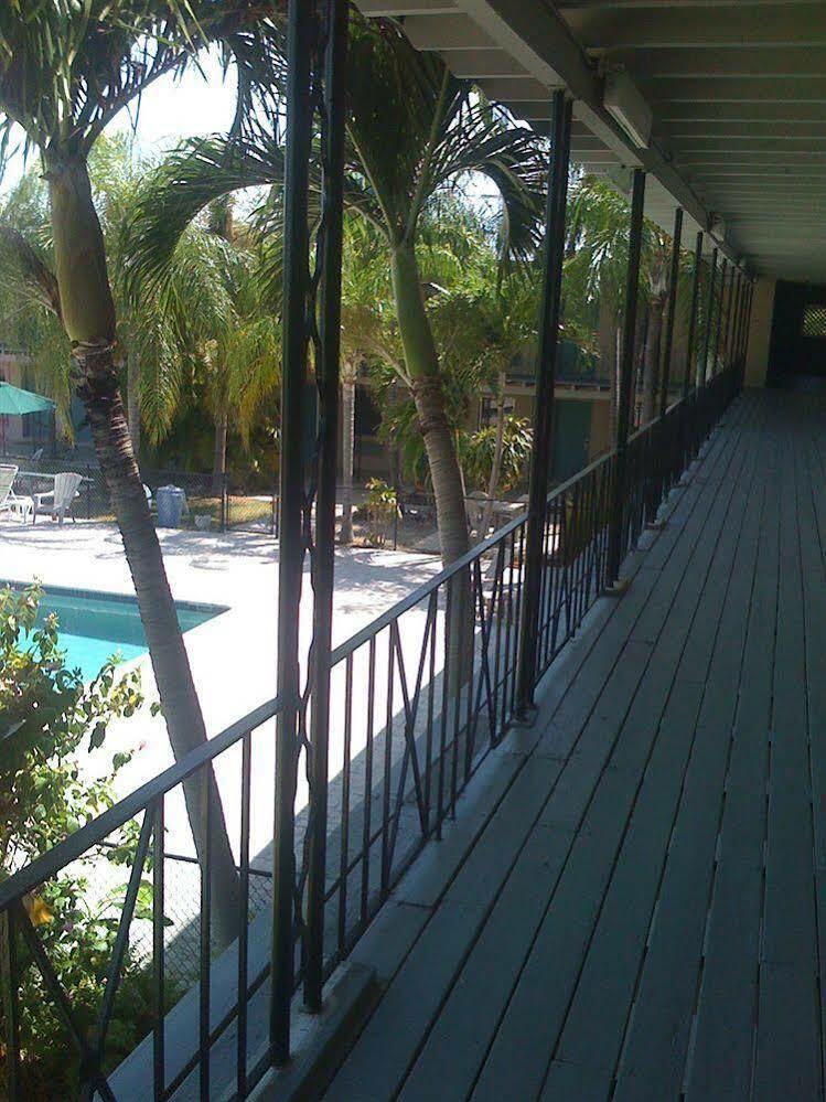 Key Largo Inn Exteriör bild